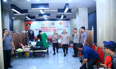 HUT-Divisi-Humas-ke-72-Dirayakan-Dengan-Kegiatan-Kemanusiaan
