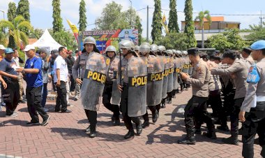 Ratusan-Personel-Polres-Probolinggo-Simulasikan-Pengamanan-Pilkada-2024
