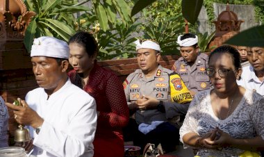 Wakapolresta-Sidoarjo-Ajak-Umat-Hindu-Doakan-Pilkada-2024-Aman-dan-Damai