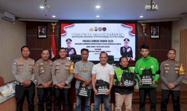 Cooling-System-di-Pilkada-2024,-Polres-Jember-Bersama-Komunitas-Motor-Serukan-Persatuan-dan-Kesatuan