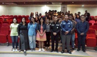 Kasi-Humas-Polresta-Sidoarjo-Berikan-Kuliah-Umum-Strategi-Kehumasan-di-Masa-Pilkada