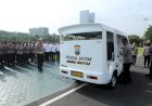 Optimalkan-Pelayanan-Publik,-Kapolda-Jatim-Serahkan-Mobil-Shuttle-Semeru-SPKT