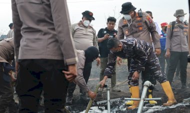Polri-Bersama-Tim-Gabungan-Gunakan-Cara-Baru-Hadapi-Karhutla-Gambut