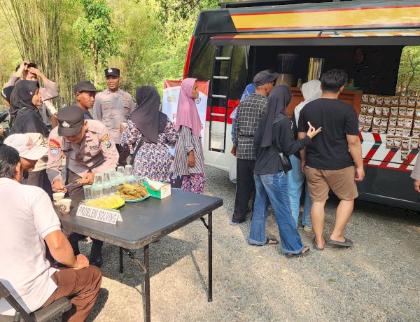 Sinergi Tanpa Sekat, Polres Ngawi Gelar Pojok Kamtibmas Bersama Warga