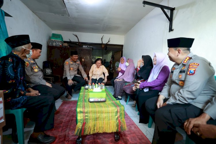 Jum'at Curhat, Kapolda Jatim Sambangi Aspol Ketintang Surabaya