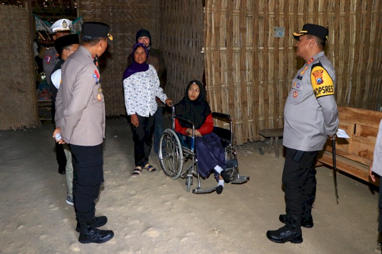 Polres Ngawi Bersama Baznas Bedah Rumah Penyandang Disabilitas