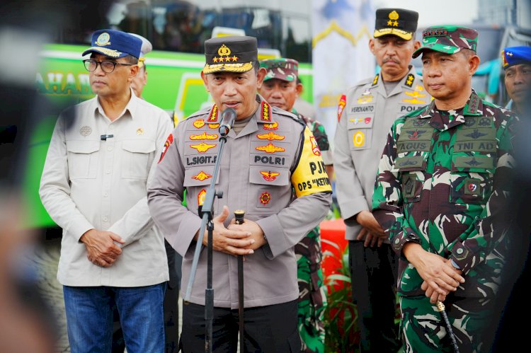 Tindaklanjuti Arahan Presiden, Kapolri Lepas Mudik Gratis Polri Presisi