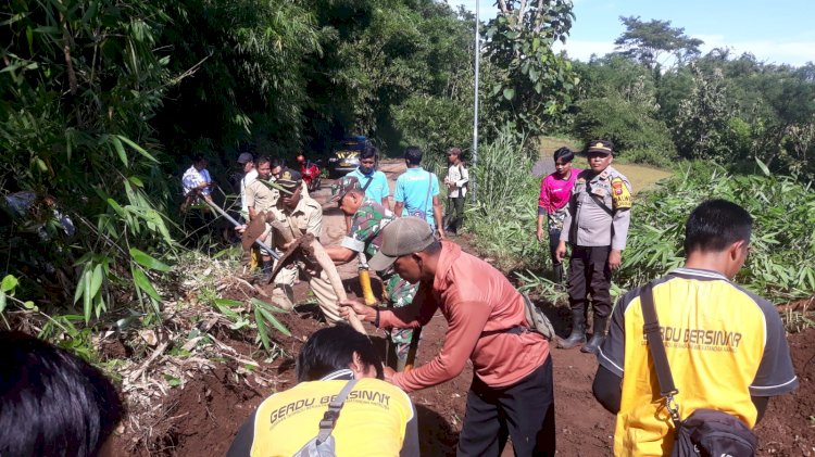 Polres Jember Siagakan Personel di Pantai Saat Ops Lilin Semeru 2024, Antisipasi Bencana Hidrometeorologi