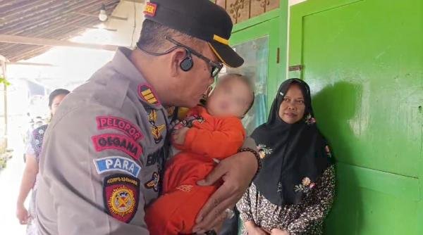 Polisi Gerak Cepat Selamatkan Bayi yang Ditemukan Warga di Diwek Jombang