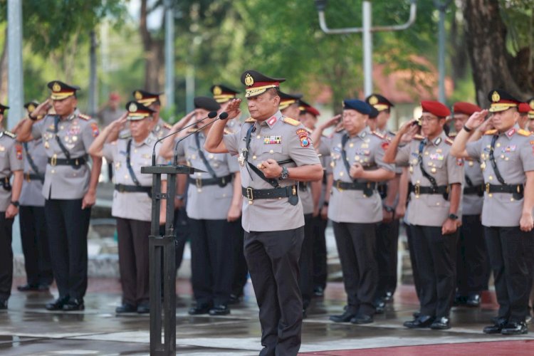 Polda Jatim Ziarah dan Tabur Bunga di TMP Kenang Jasa Pahlawan Jelang Hari Bhayangkara ke 80