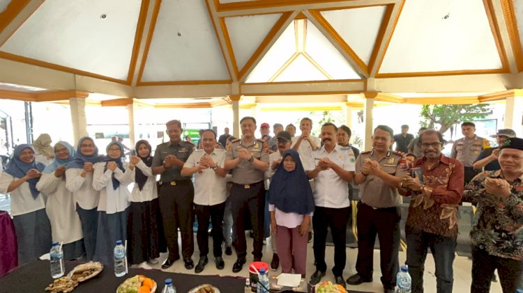 Kapolresta Sidoarjo Diskusi Bareng Warga Rangkah Kidul, Ajak Komitmen Jaga Kamtibmas